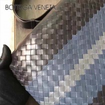 BV-99026-3 官網同步原單胎牛皮拼色男士斜挎包