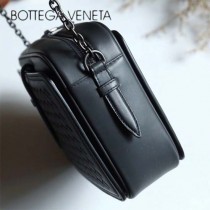 BV-65381 官網同步胎牛皮小巧實用女士斜跨小包