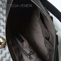 BV-V65397 官網新款時尚編織圖案胎牛皮男士公文包
