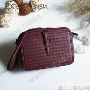 BV-65381-2 官網同步胎牛皮小巧實用女士斜跨小包