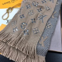 LV圍巾-031-8 唐嫣同款Logomania Shine羊毛加真絲長圍巾
