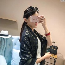 LV圍巾-014-10 路易威登經典暗紋開司米爾羊毛真絲方巾圍巾