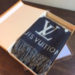 LV圍巾-026-2 路易威登專櫃新色Monogram羊絨加羊毛長款圍巾披肩