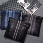 BV-Au0079 新款拼色進口胎牛皮郭濤同款刺繡男士斜挎包