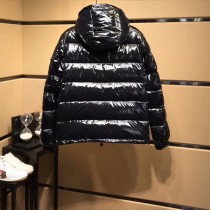 Moncler衣服-07 蒙口秋冬經典瑪雅款可拆卸連帽羽絨服