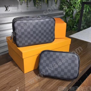 LV-M47521 時尚經典黑格大號雙拉鏈盥洗包