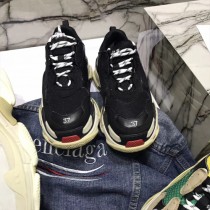 Balenciaga鞋子-04-2 權志龍同款Triple-S Sneaker時裝復古情侶款厚底做舊球鞋