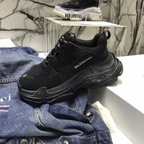 Balenciaga鞋子-04 權志龍同款Triple-S Sneaker時裝復古情侶款厚底做舊球鞋