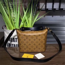 LV-M43517 原單2018年早春系列特色設計經典原單日式BENTO BOX 水桶包