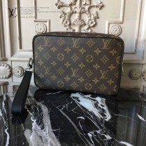 LV M42838 原單LV Kasai新款簡單實用拉鏈開口十字紋男士手包