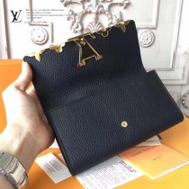 LV M64551 潮流百搭Capucines金屬花卉裝飾原單黑色長款翻蓋錢包