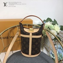 LV-M43587 路易威登新款時尚經典原單DUFFLE手袋春夏系列中備受鐘愛的Duffle手袋可手提 可肩背