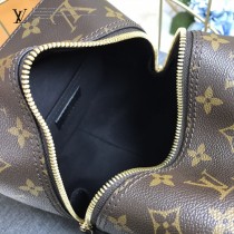 LV-M43589 路易威登新款時尚原單SQUARE手袋本季造型必備配飾金色鏈條包