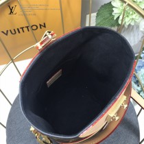 LV-M43587 路易威登新款時尚經典原單DUFFLE手袋春夏系列中備受鐘愛的Duffle手袋可手提 可肩背