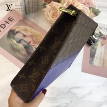 LV-M63066 路易威登新款時尚2018春夏時裝秀的Split系列POCHETTE VOYAGE中號手袋