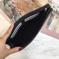 LV-M63039 路易威登新款時尚2018春夏時裝秀的Split系列POCHETTE VOYAGE中號手袋