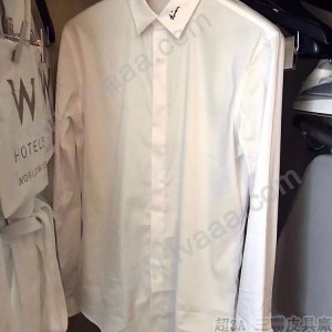 主宰時尚！dior 年度最帥襯衫！CD時尚簽名刺繡款！120支雙撚紗府綢棉！男士長袖純色襯衫（白色）