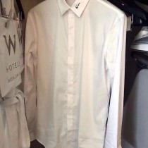 主宰時尚！dior 年度最帥襯衫！CD時尚簽名刺繡款！120支雙撚紗府綢棉！男士長袖純色襯衫（白色）