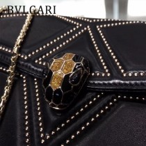 Bvlgari原單-38101 寶格麗原單時尚新款融合了古典與現代特色肩背斜背包