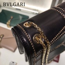Bvlgari原單-38101 寶格麗原單時尚新款融合了古典與現代特色肩背斜背包