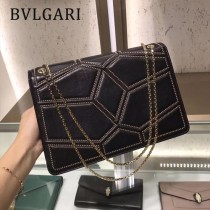 Bvlgari原單-38101 寶格麗原單時尚新款融合了古典與現代特色肩背斜背包
