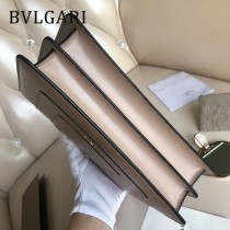 Bvlgari原單-38330-09 寶格麗原單胎牛系列柔軟細膩皮質大號三層風琴包