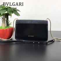 Bvlgari原單-0021-02 寶格麗意大利最高級定制魔鬼珍珠魚配光面小牛皮斜背包