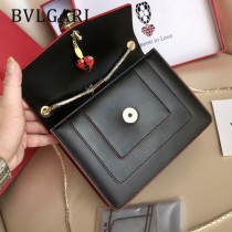 Bvlgari0016-2 全新情人節限定原單紅心琺瑯裝飾蛇頭扣單肩斜挎包