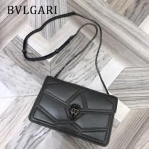 BVLGARI 38102-11 潮流新品衍縫網格設計原單黃銅蛇頭扣單肩斜挎包