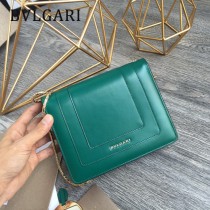 BVLGARI 35107-3 人氣新品原單胎牛皮鏈條鎖扣設計單肩斜挎包