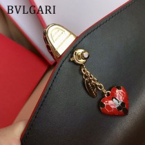 Bvlgari0016-2 全新情人節限定原單紅心琺瑯裝飾蛇頭扣單肩斜挎包