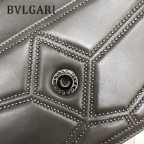 BVLGARI 38102-11 潮流新品衍縫網格設計原單黃銅蛇頭扣單肩斜挎包