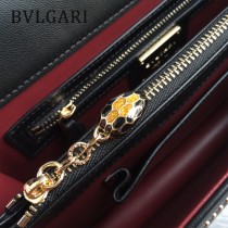 BVLGARI 35362 最新設計衍縫網格原單黃銅蛇頭琺瑯扣單肩斜跨翻蓋包