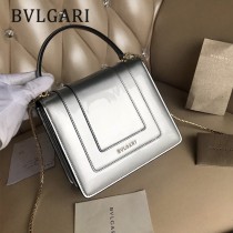 Bvlgari-38329-03 寶格麗時尚新款原單胎牛系列純銅式的五金鏈條蛇頭包