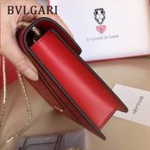 Bvlgari-0016 全新情人節限定原單紅心琺瑯裝飾蛇頭扣單肩斜挎包