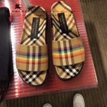 Burberry鞋子-02 巴寶莉專櫃新款同步男女款霓虹Vintage格紋加厚底拖鞋