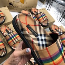 Burberry鞋子-02 巴寶莉專櫃新款同步男女款霓虹Vintage格紋加厚底拖鞋
