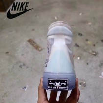 Nike鞋子-02 耐克時尚經典“The Ten”系列中的最後壹雙情侶款運動鞋
