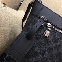 LV N40004 時尚商務男士MICK原單黑色棋盤格中號單肩斜挎包