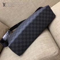 LV N40004 時尚商務男士MICK原單黑色棋盤格中號單肩斜挎包