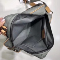 LV-M43884 原單 相機包 為男士生活出行而設計 既可斜挎 亦可模仿秀場中的手提造型