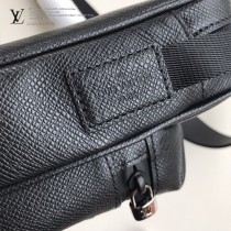 LV-M31003 路易威登新款原版皮黑色MESSENGER 小號郵差包