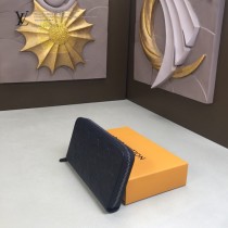 LV-M60017-01 路易威登新款原版皮ZIPPY系列長夾