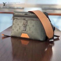M43889 原單 小號郵差包 便於斜挎的Messenger小號郵差包