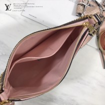 M41638-04  原版皮 手袋 Monogram帆布搭配柔軟粒面皮革的獨特設計