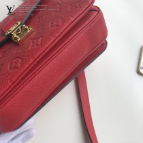 LV-M44072-04 路易威登新款原版皮Meties系列小牛皮壓花郵差包