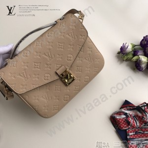 LV-M44072-02 路易威登新款原版皮Meties系列小牛皮壓花郵差包
