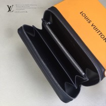 LV-N41503 路易威登新款原版皮壓格黑手包