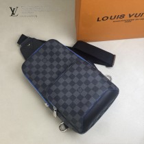 LV-N41719 路易威登新款原版皮Avenue黑格胸包