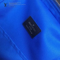LV-N41719 路易威登新款原版皮Avenue黑格胸包